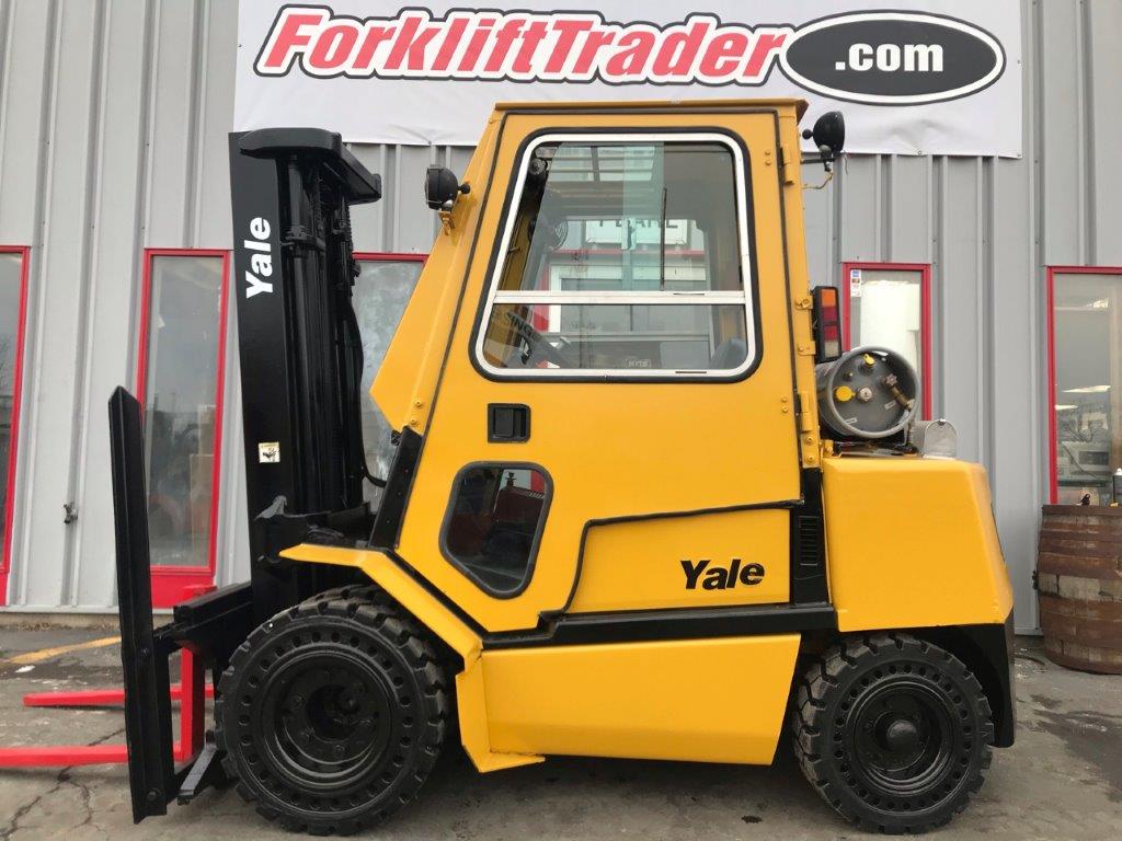 Yellow 2002 yale forklift with 6,000lb capacity for sale